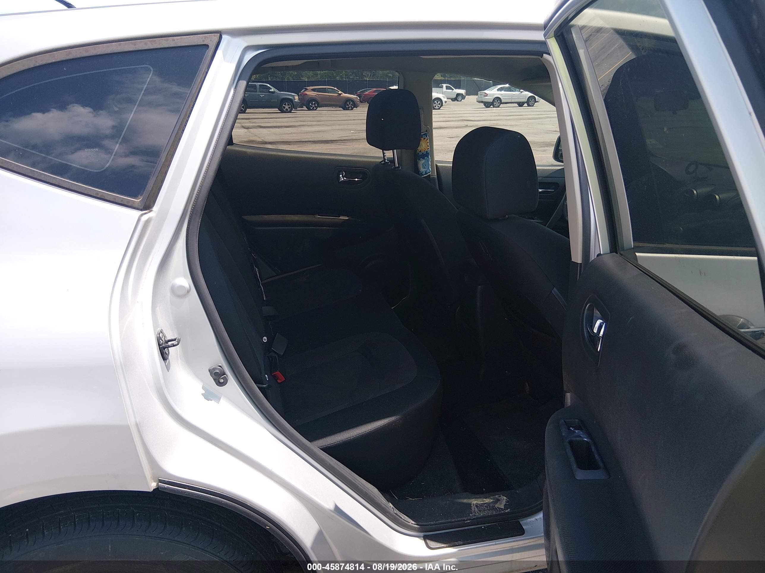 2011 Nissan Rogue S Silver vin: JN8AS5MV2BW292188