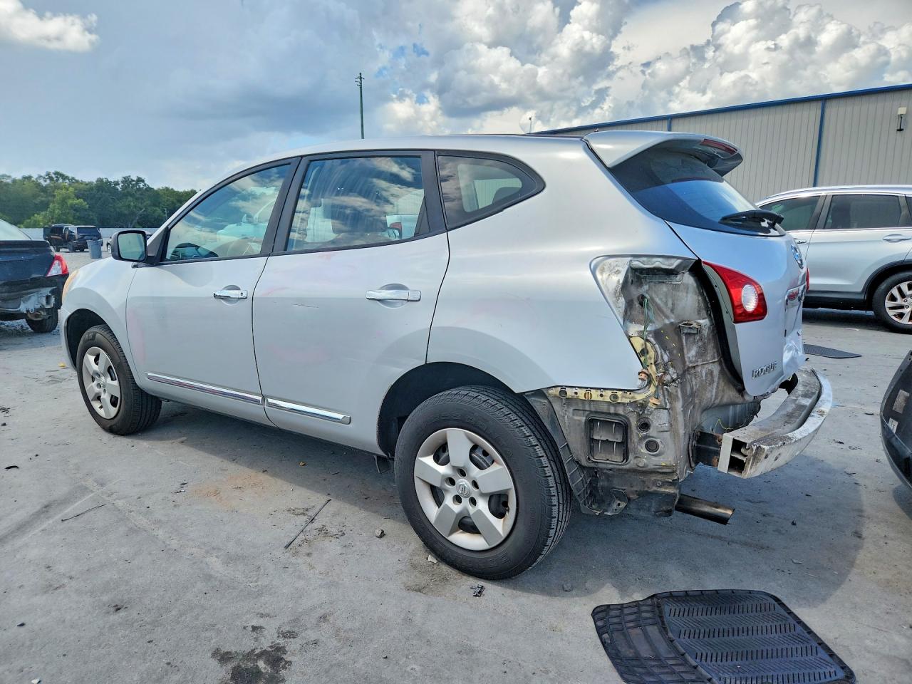 2011 Nissan Rogue S Silver vin: JN8AS5MV2BW293468
