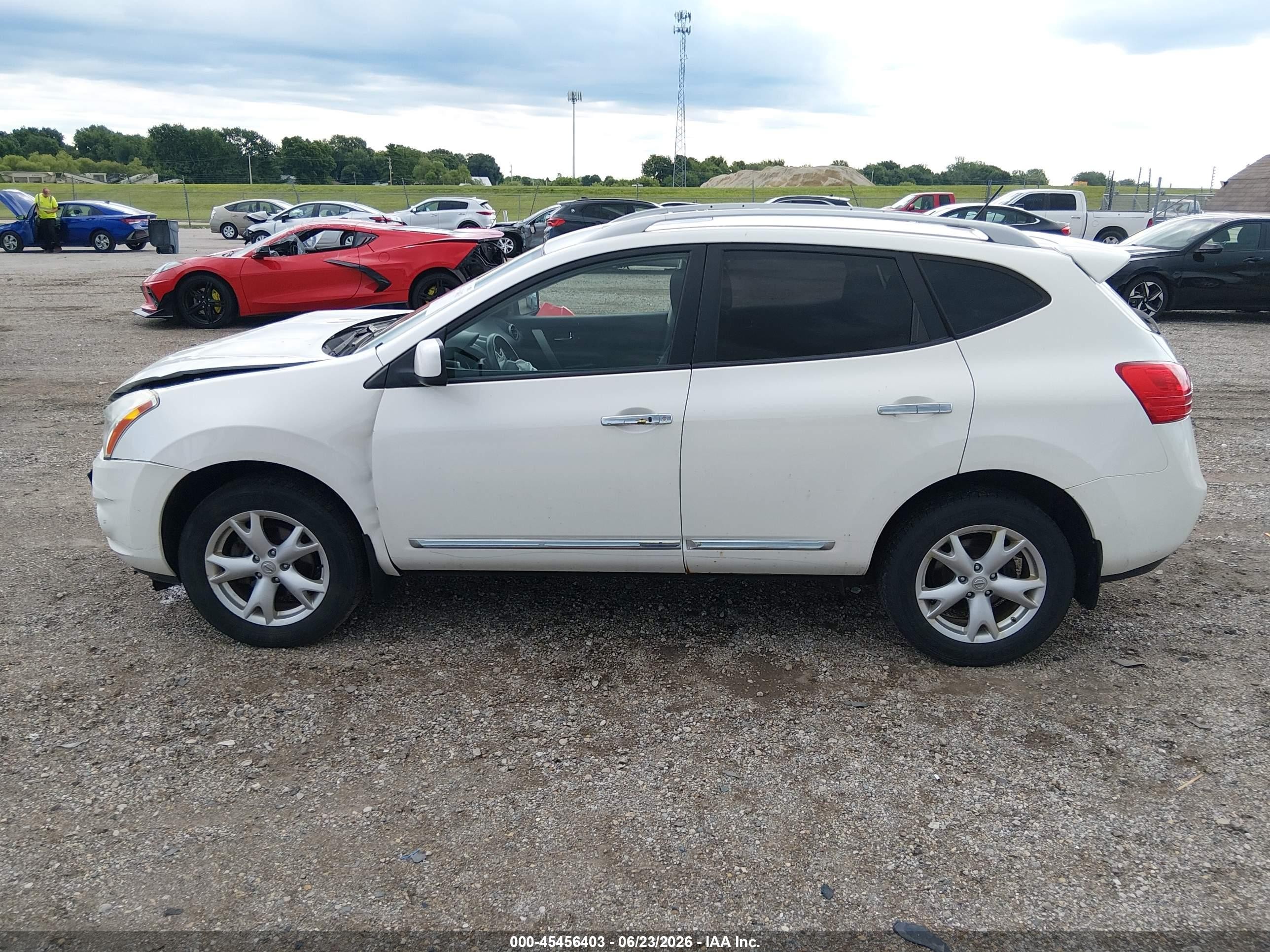 2011 Nissan Rogue Sv White vin: JN8AS5MV2BW301231