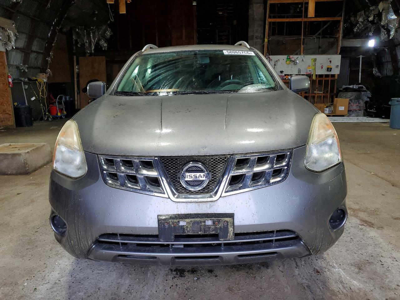 2011 Nissan Rogue S Silver vin: JN8AS5MV2BW666265