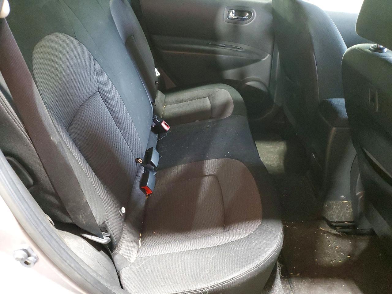 2011 Nissan Rogue S Silver vin: JN8AS5MV2BW666265