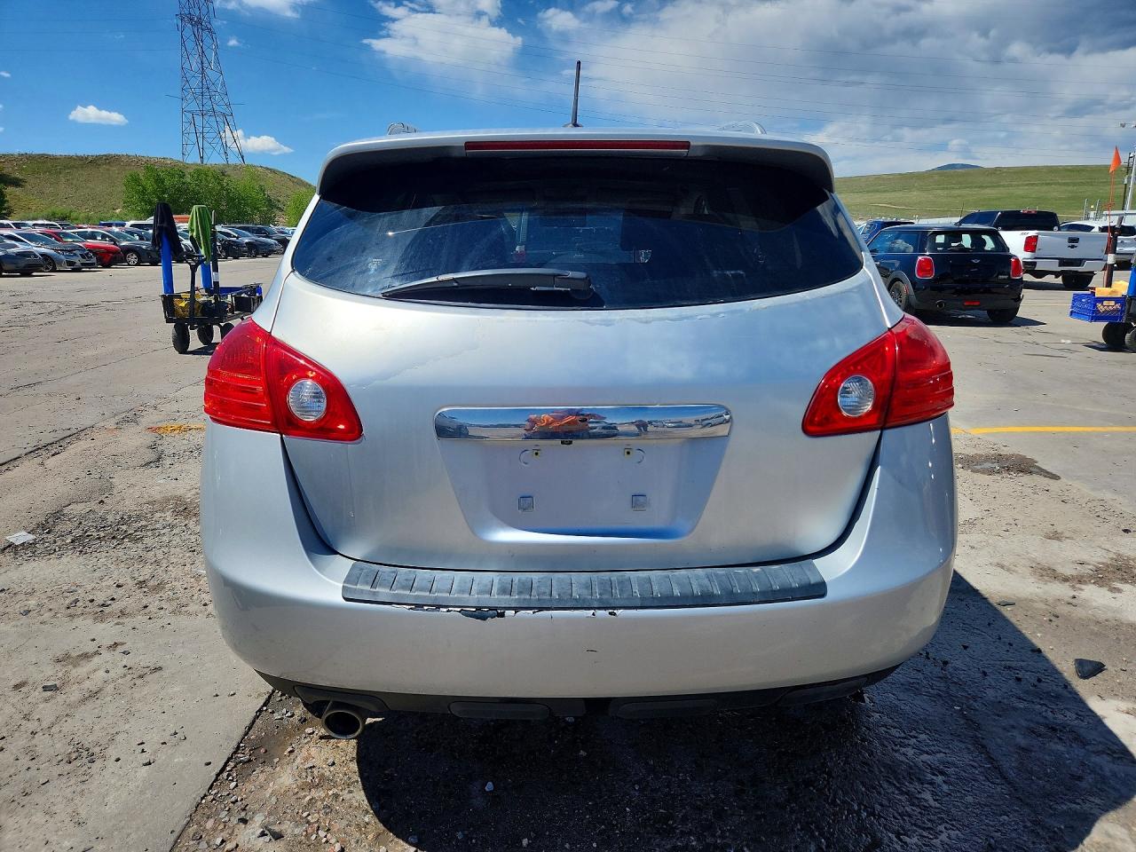 2011 Nissan Rogue S Серебряный vin: JN8AS5MV2BW676990