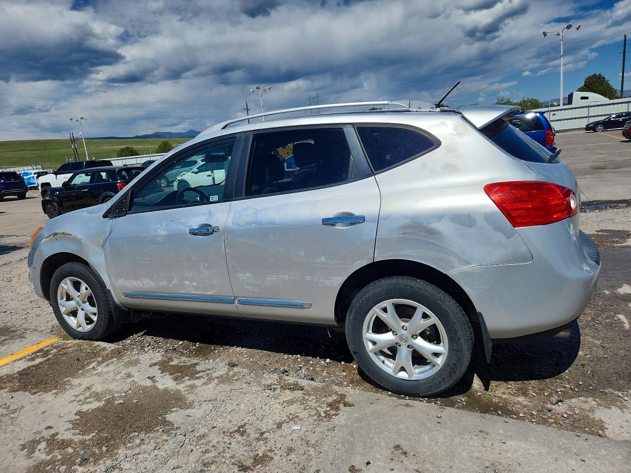 2011 Nissan Rogue S Серебряный vin: JN8AS5MV2BW676990