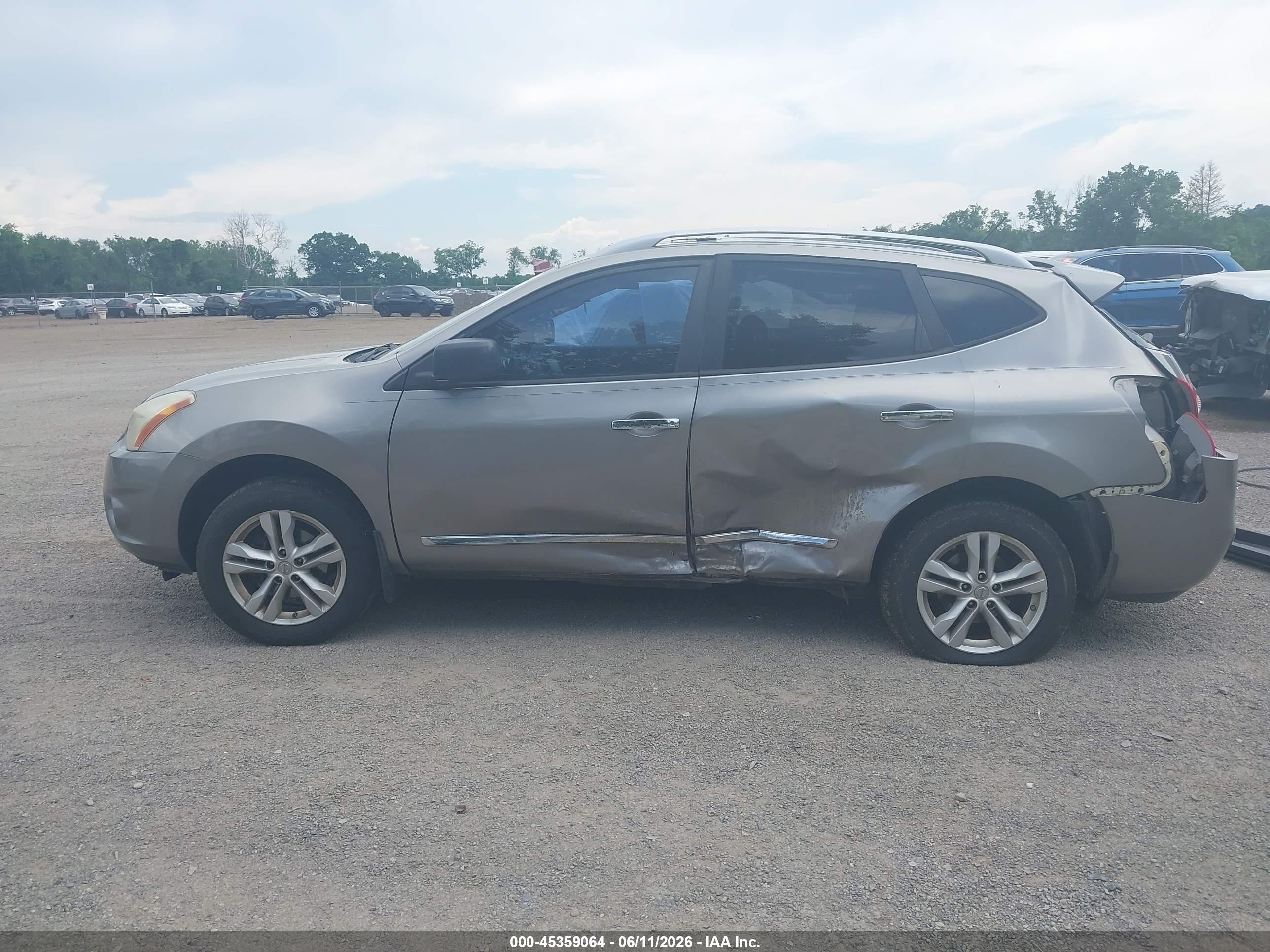 2012 Nissan Rogue Sv Tan vin: JN8AS5MV2CW350219