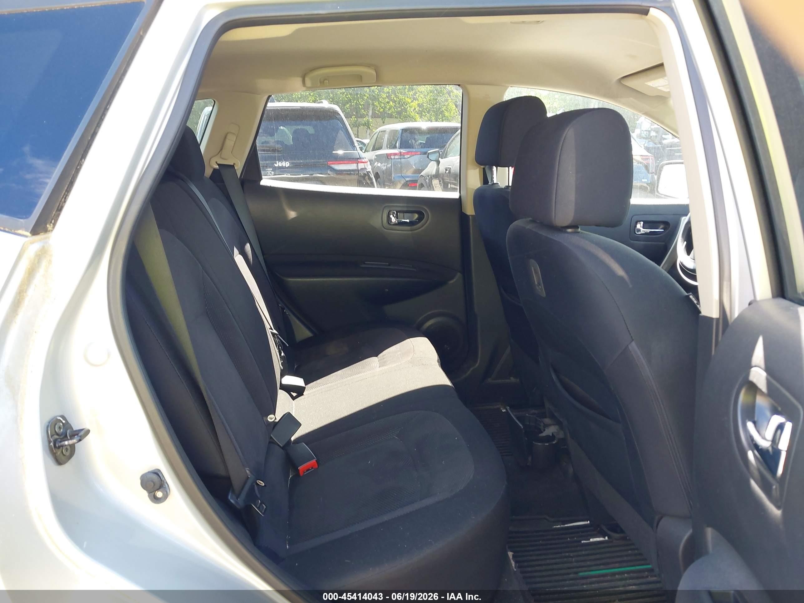 2012 Nissan Rogue S Серебряный vin: JN8AS5MV2CW352309