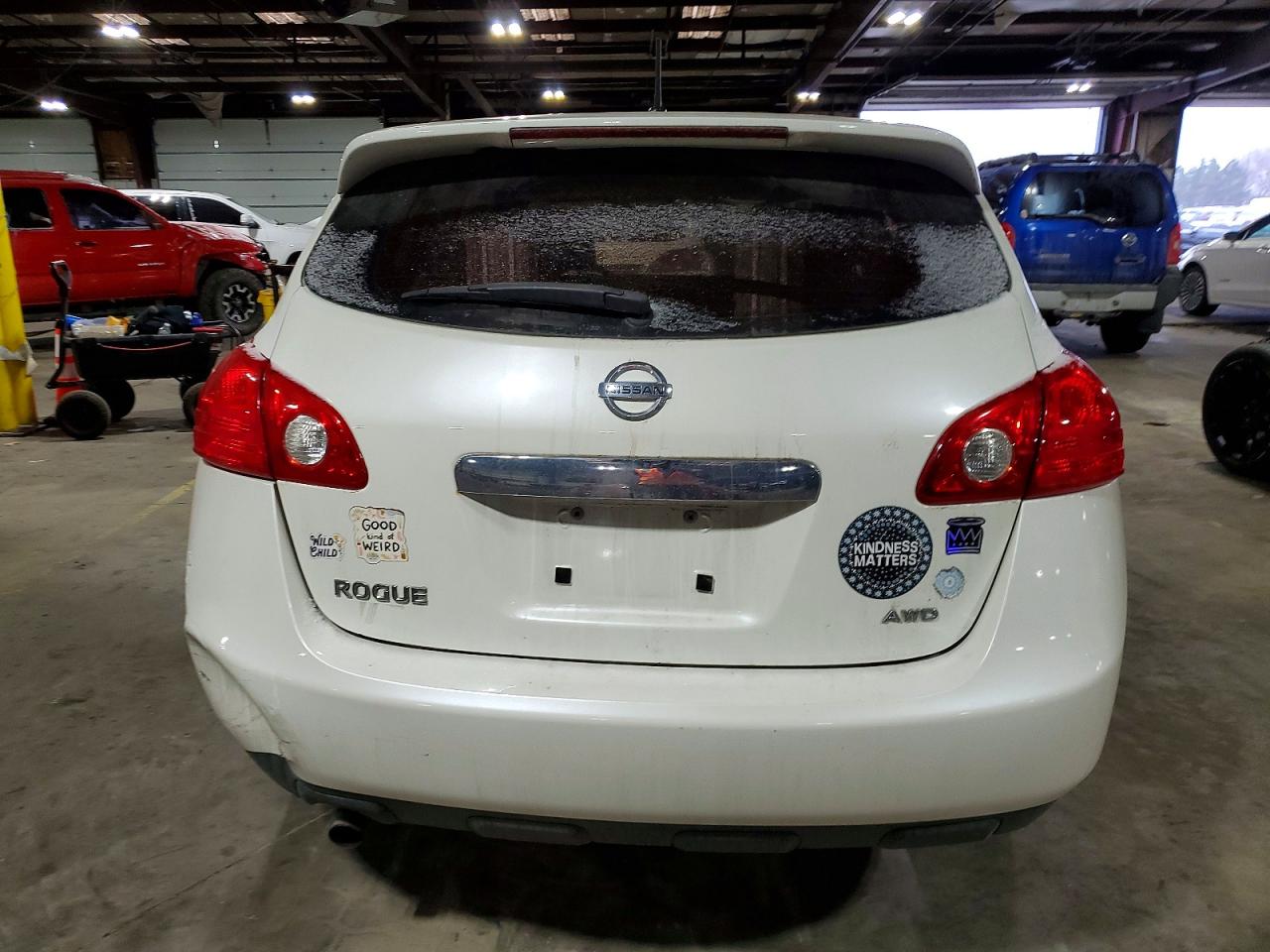 2012 Nissan Rogue S White vin: JN8AS5MV2CW368171