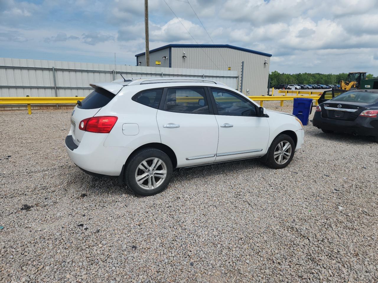 2012 Nissan Rogue S White vin: JN8AS5MV2CW376917