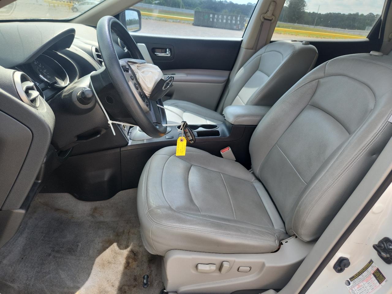 2012 Nissan Rogue S White vin: JN8AS5MV2CW376917