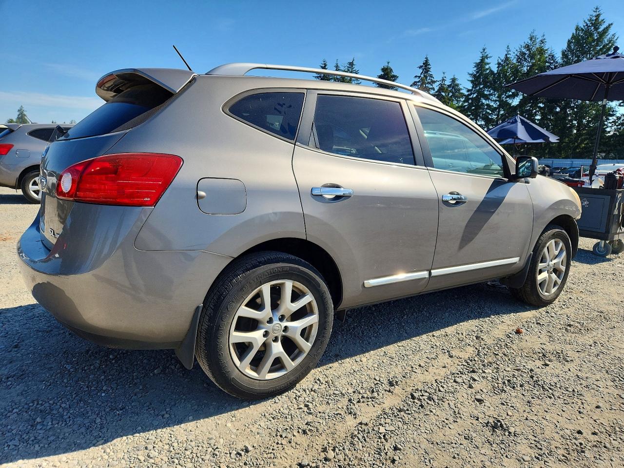 2012 Nissan Rogue S Silver vin: JN8AS5MV2CW387643
