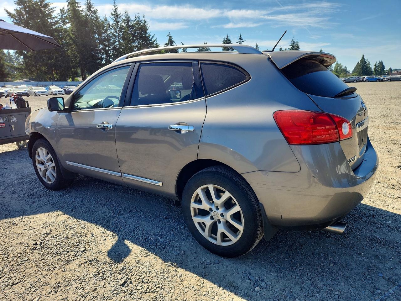 2012 Nissan Rogue S Silver vin: JN8AS5MV2CW387643
