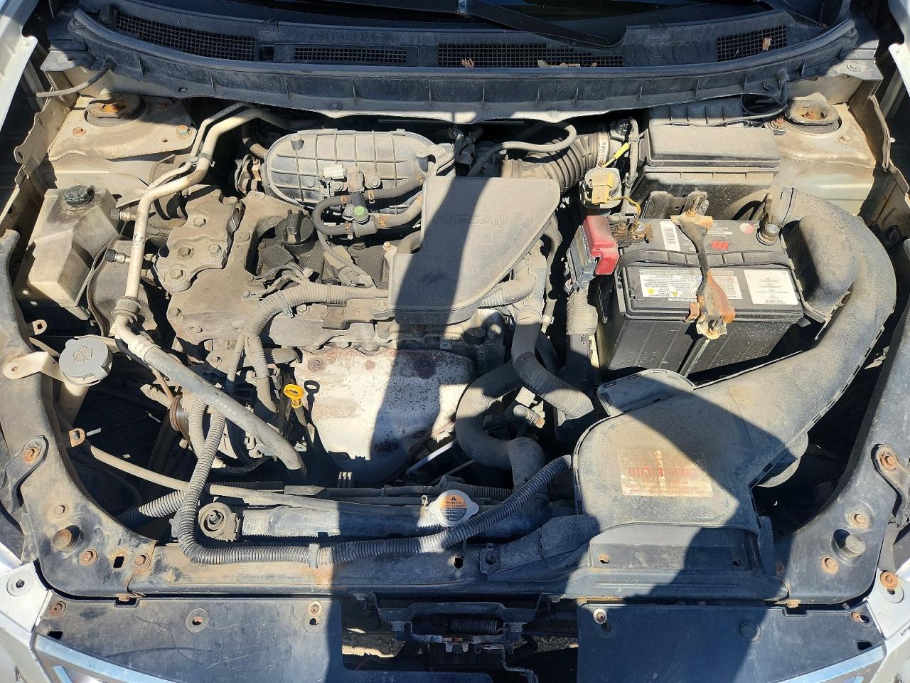 2012 Nissan Rogue S Silver vin: JN8AS5MV2CW402657