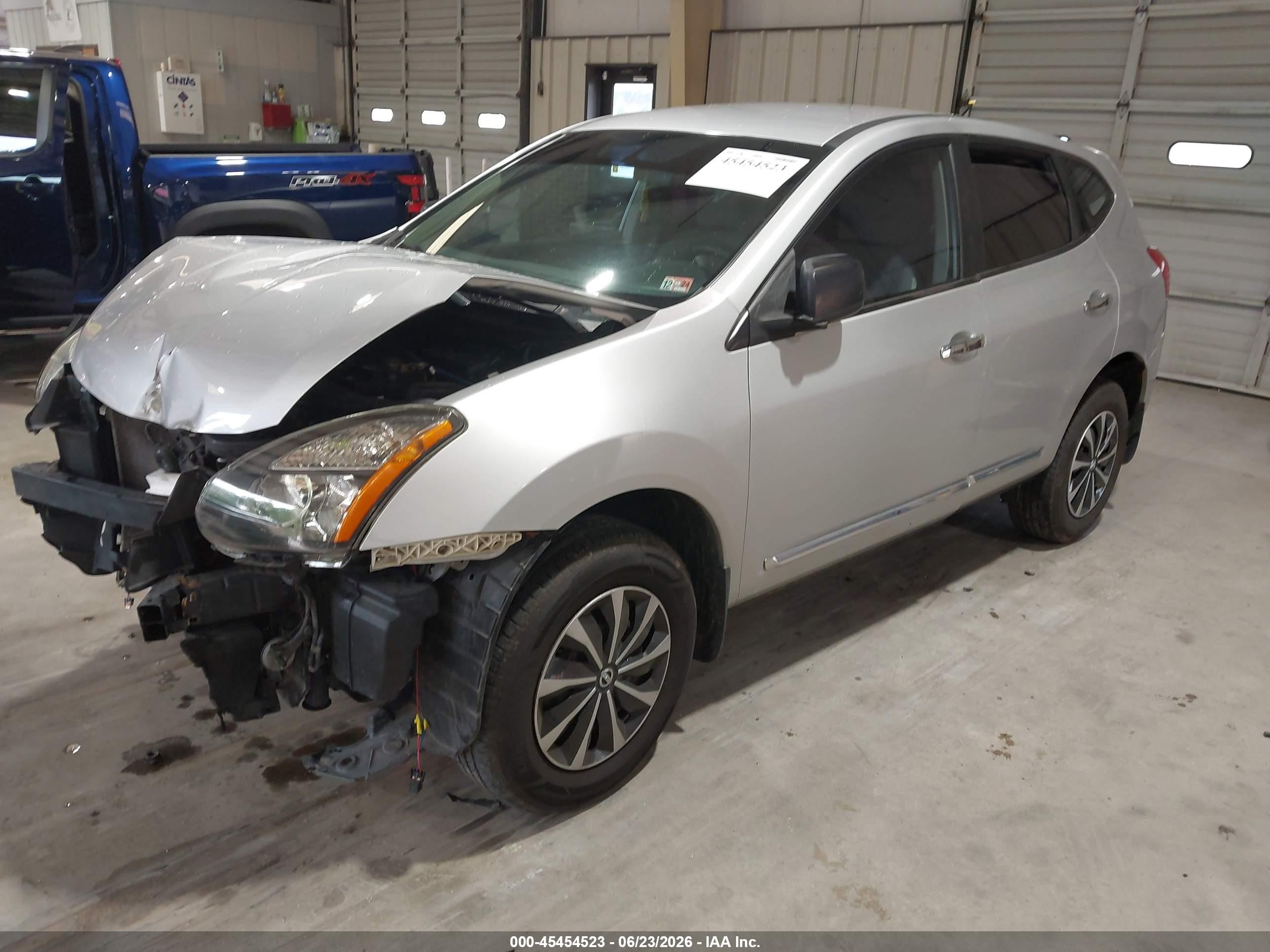 2012 Nissan Rogue S Silver vin: JN8AS5MV2CW405803