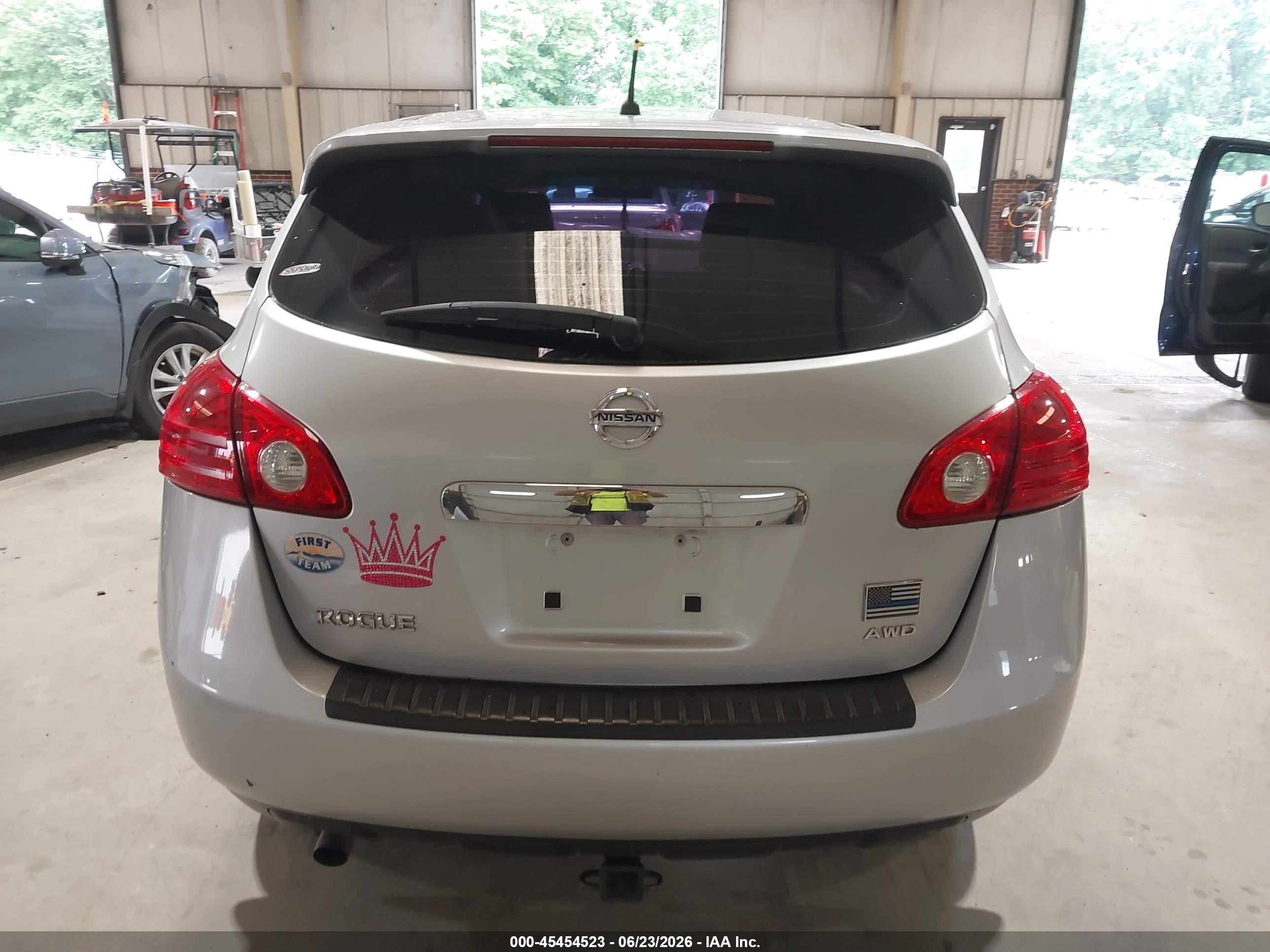 2012 Nissan Rogue S Silver vin: JN8AS5MV2CW405803