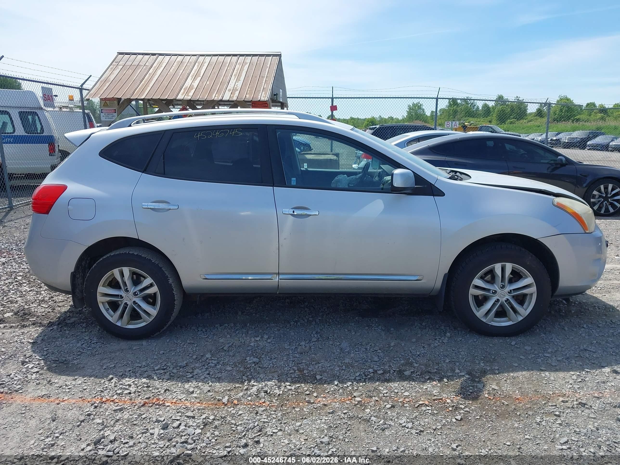 2012 Nissan Rogue Sv Silver vin: JN8AS5MV2CW717734
