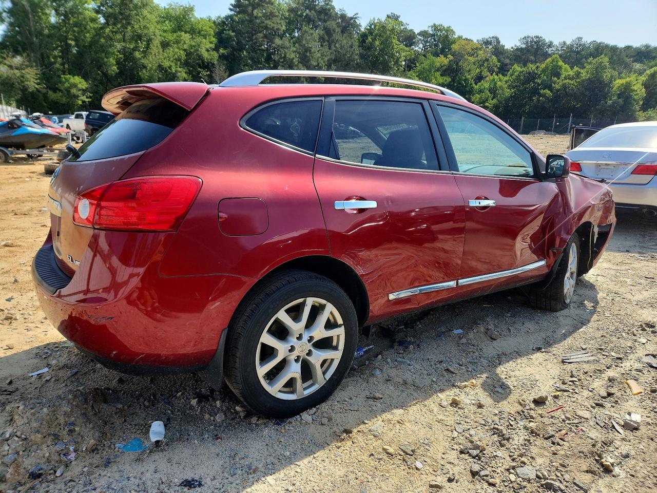 2013 Nissan Rogue S Red vin: JN8AS5MV2DW103719