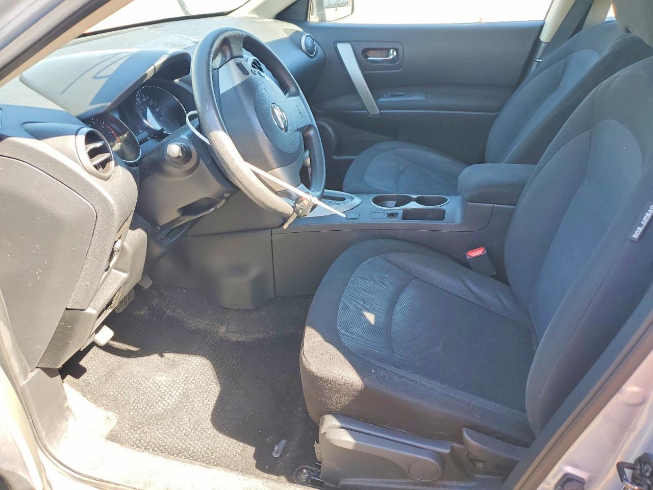 2013 Nissan Rogue S Серебряный vin: JN8AS5MV2DW119502