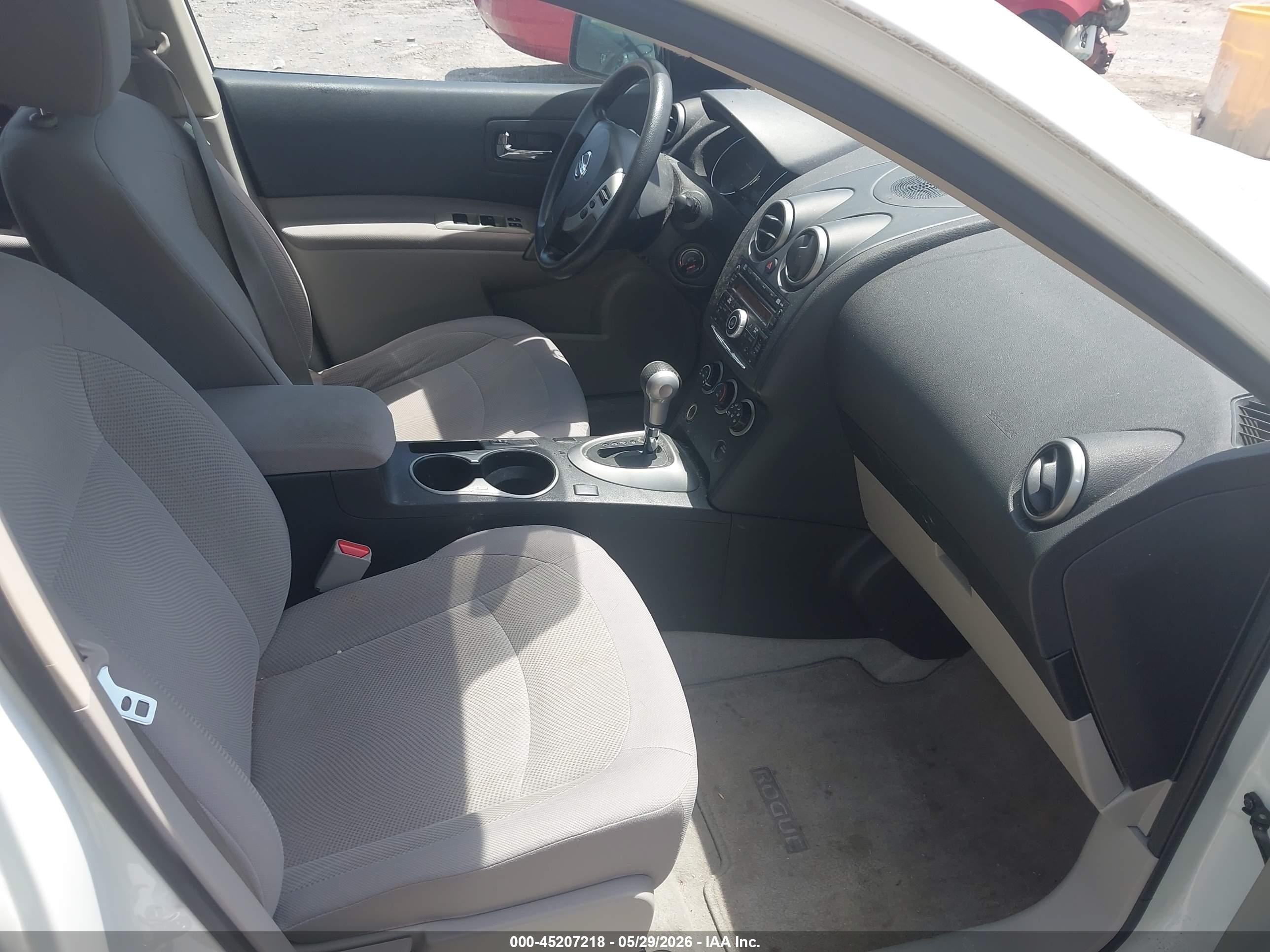 2013 Nissan Rogue S White vin: JN8AS5MV2DW133397