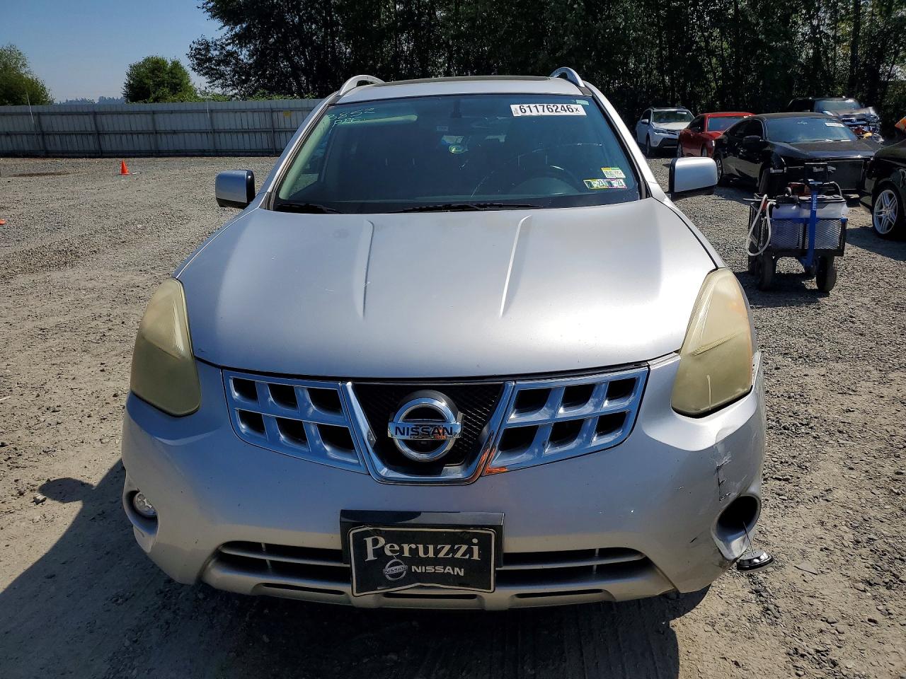 2013 Nissan Rogue S Silver vin: JN8AS5MV2DW613004