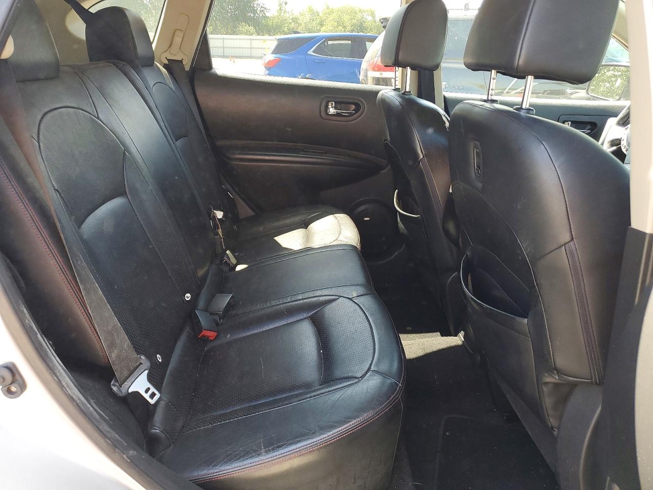 2013 Nissan Rogue S Silver vin: JN8AS5MV2DW613004