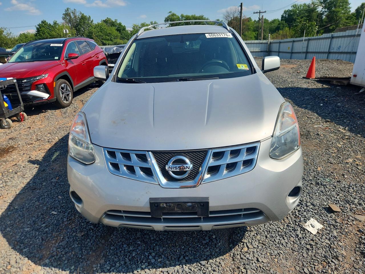 2013 Nissan Rogue S Silver vin: JN8AS5MV2DW615061