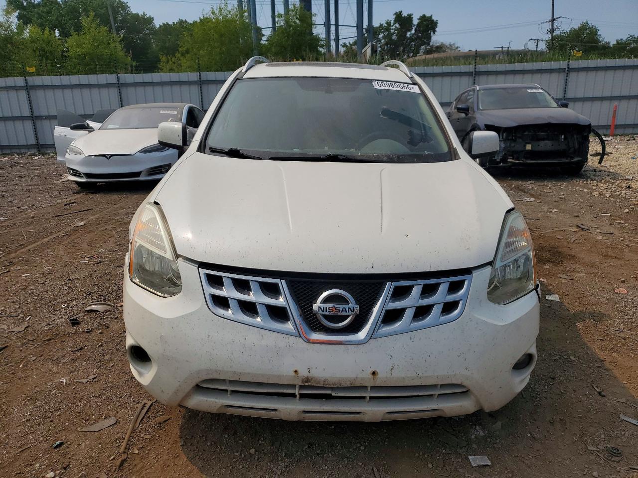 2013 Nissan Rogue S White vin: JN8AS5MV2DW621006