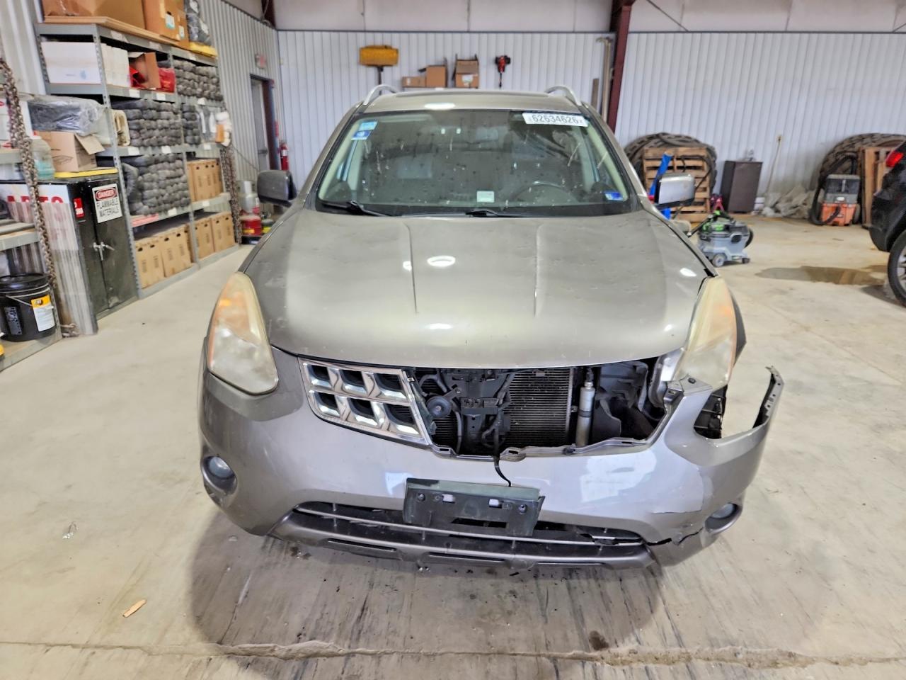 2013 Nissan Rogue S Желто-коричневый vin: JN8AS5MV2DW626237
