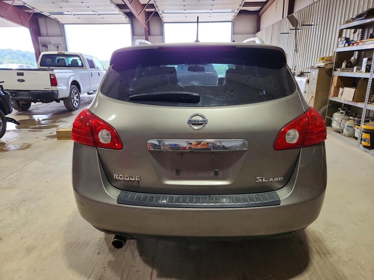 2013 Nissan Rogue S Желто-коричневый vin: JN8AS5MV2DW626237