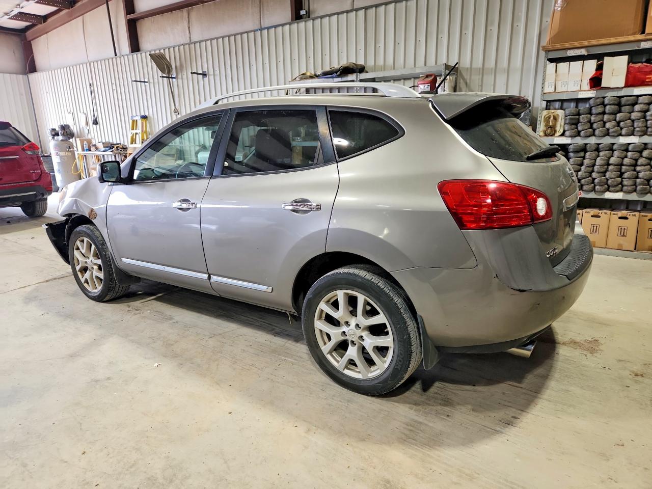 2013 Nissan Rogue S Желто-коричневый vin: JN8AS5MV2DW626237