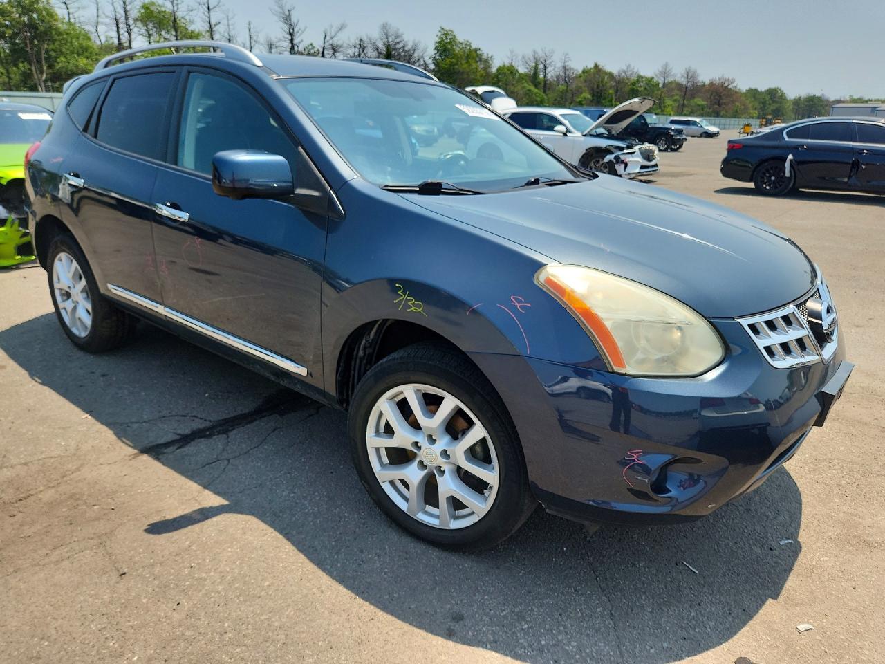 2013 Nissan Rogue S Синий vin: JN8AS5MV2DW635827