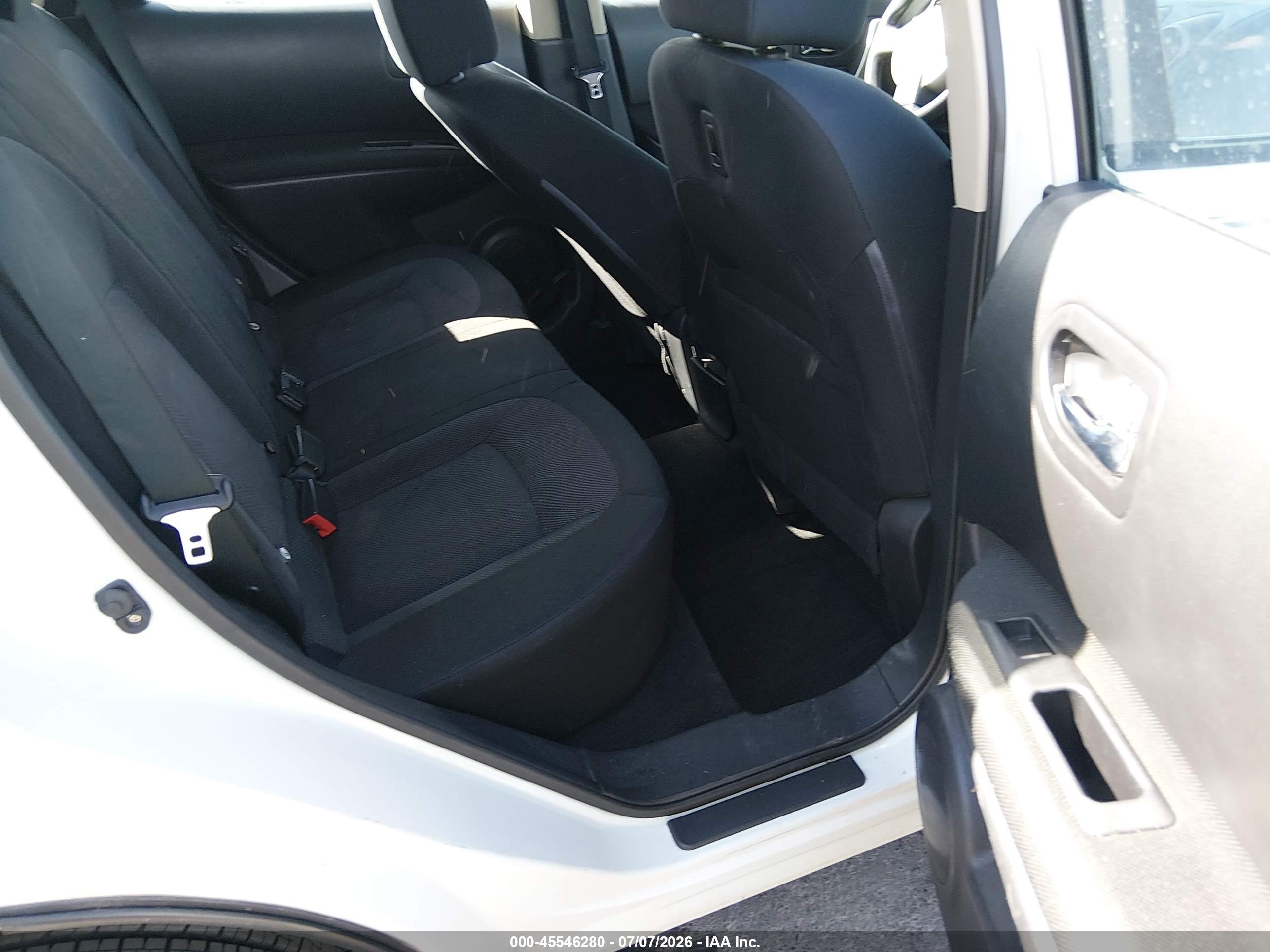 2013 Nissan Rogue S White vin: JN8AS5MV2DW642485