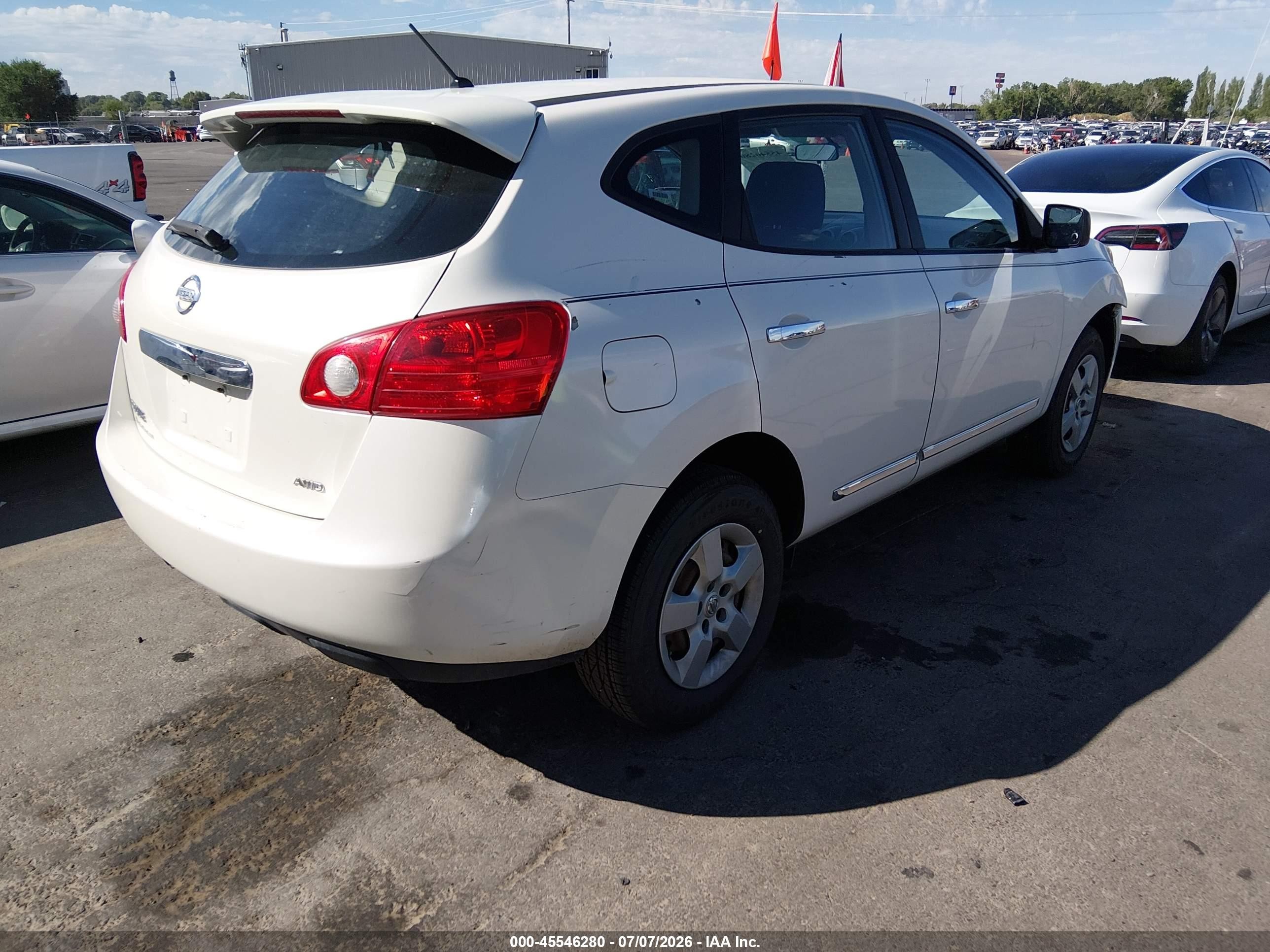 2013 Nissan Rogue S White vin: JN8AS5MV2DW642485