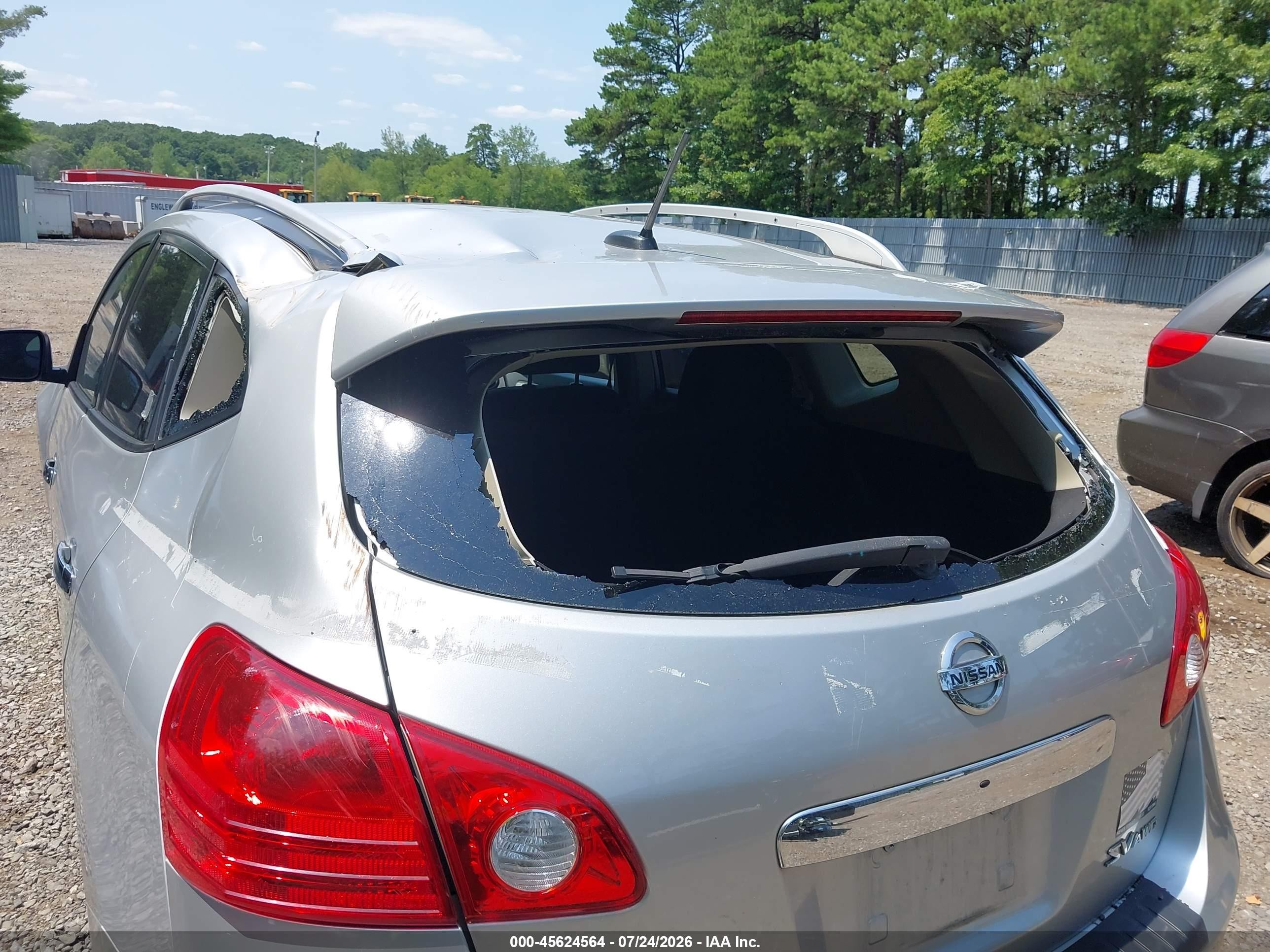 2013 Nissan Rogue Sv Серебряный vin: JN8AS5MV2DW642812