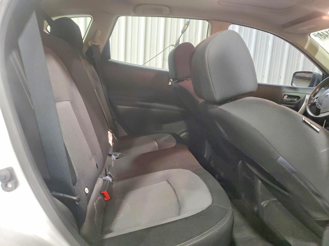 2013 Nissan Rogue S Silver vin: JN8AS5MV2DW658962
