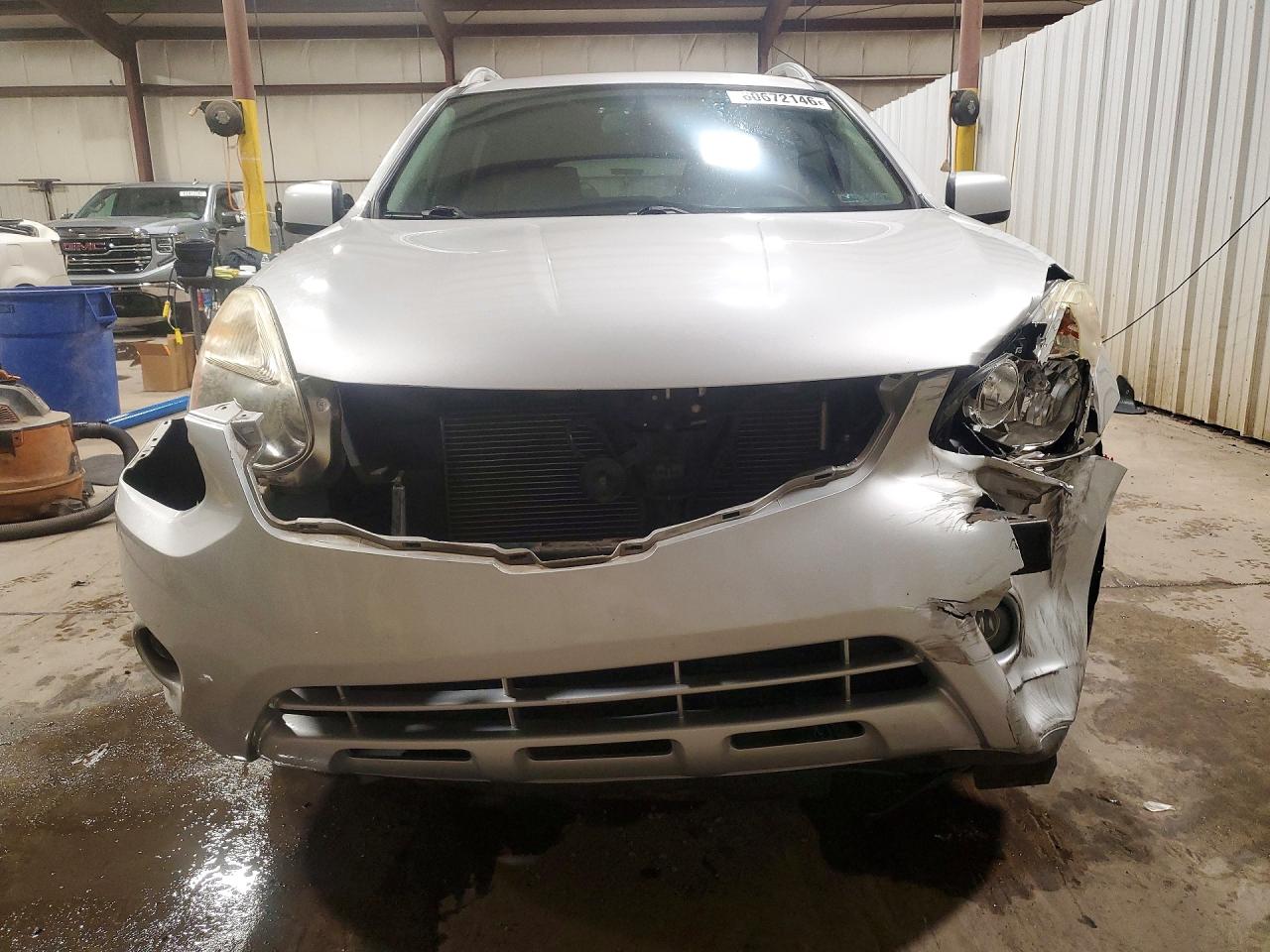 2013 Nissan Rogue S Silver vin: JN8AS5MV2DW658962