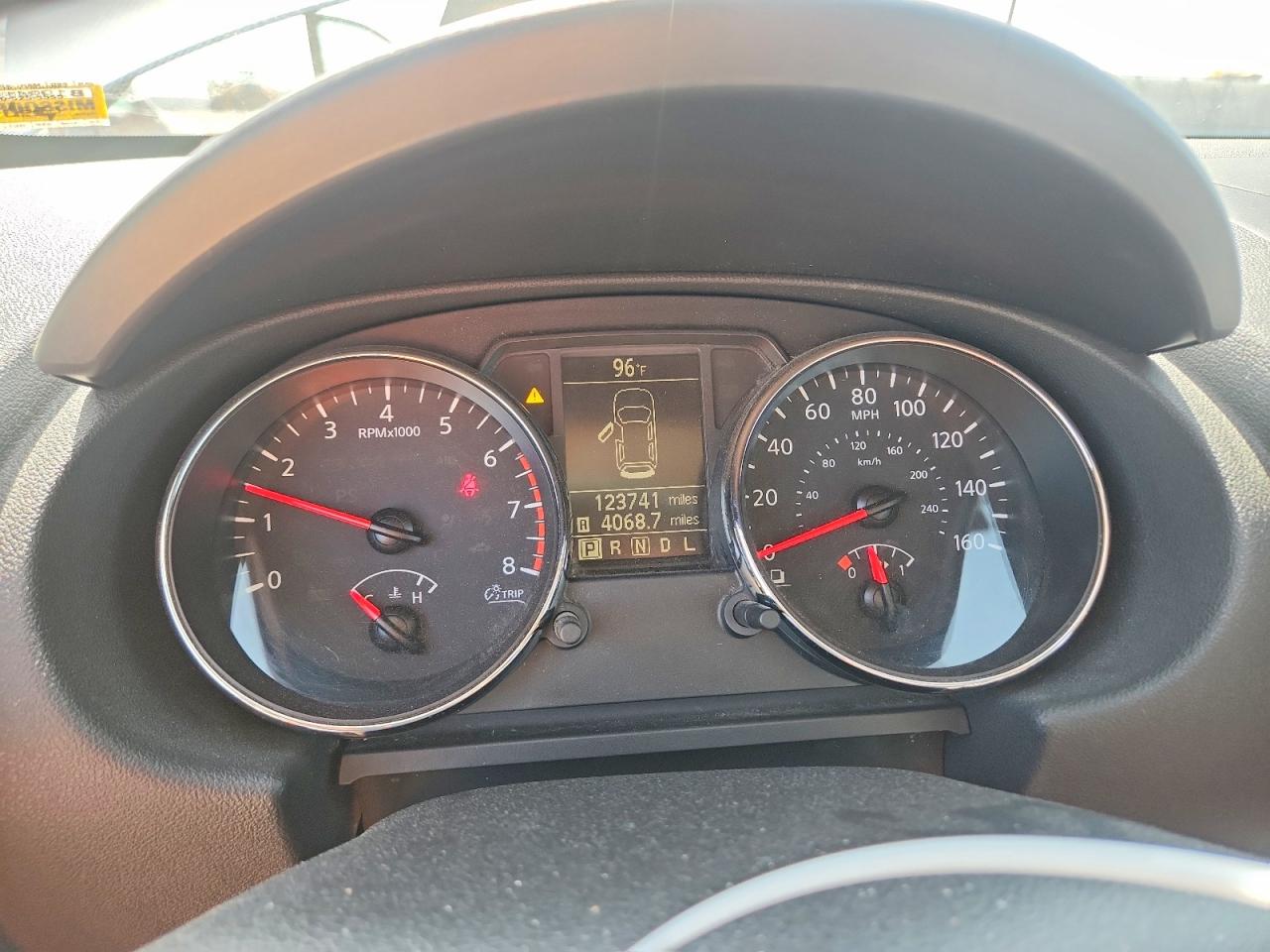 2014 Nissan Rogue Select S Silver vin: JN8AS5MV2EW701990