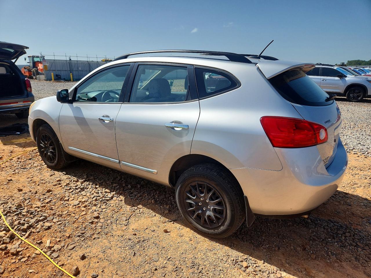 2014 Nissan Rogue Select S Silver vin: JN8AS5MV2EW701990