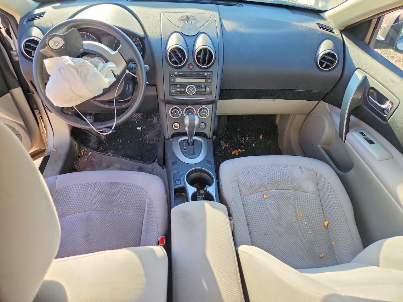 2014 Nissan Rogue Select S Silver vin: JN8AS5MV2EW702573