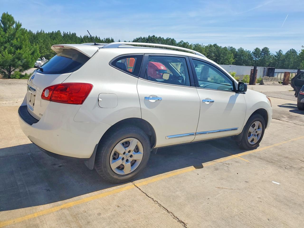 2014 Nissan Rogue Select S White vin: JN8AS5MV2EW717736