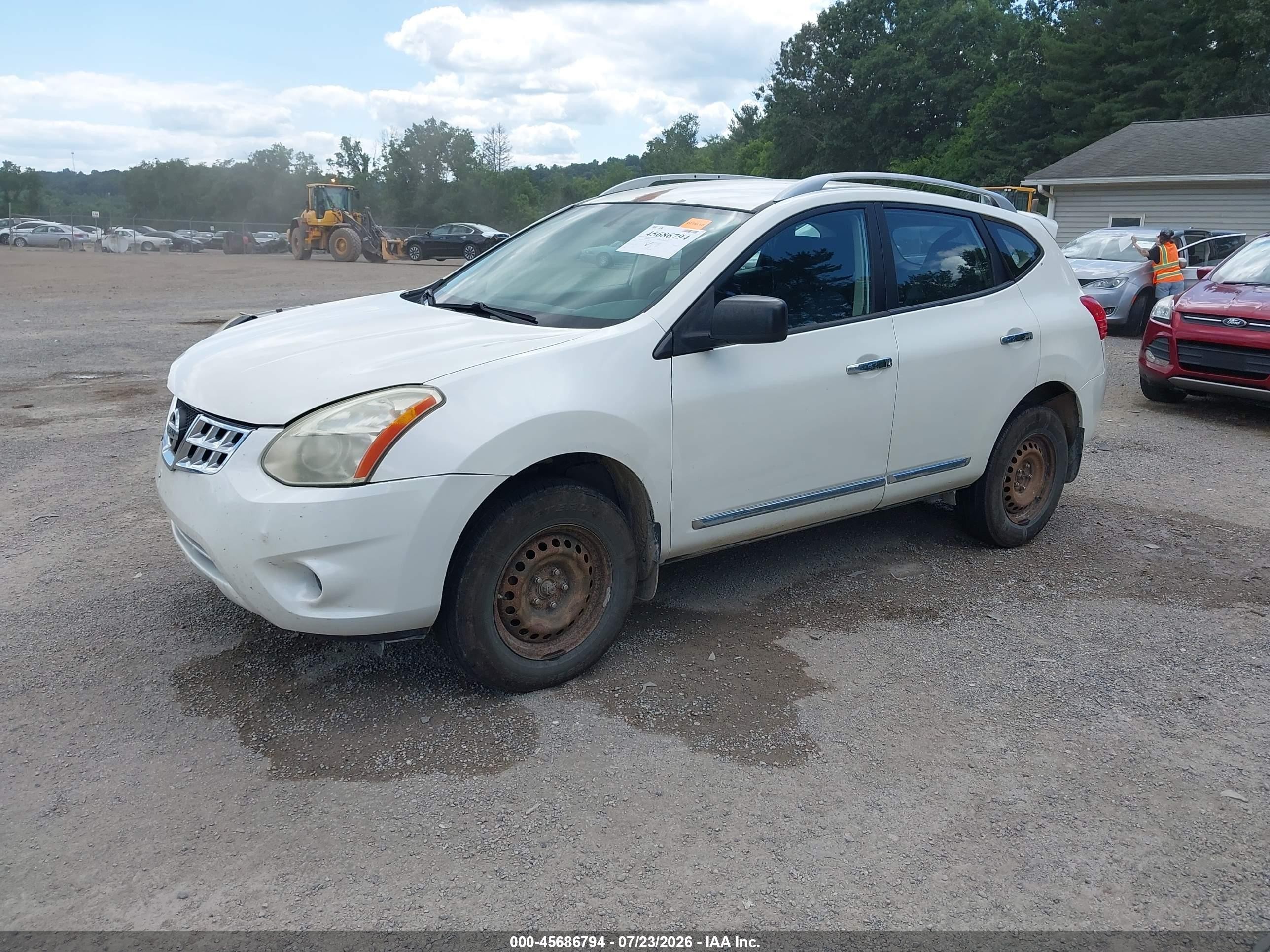 2014 Nissan Rogue Select S Белый vin: JN8AS5MV2EW721186