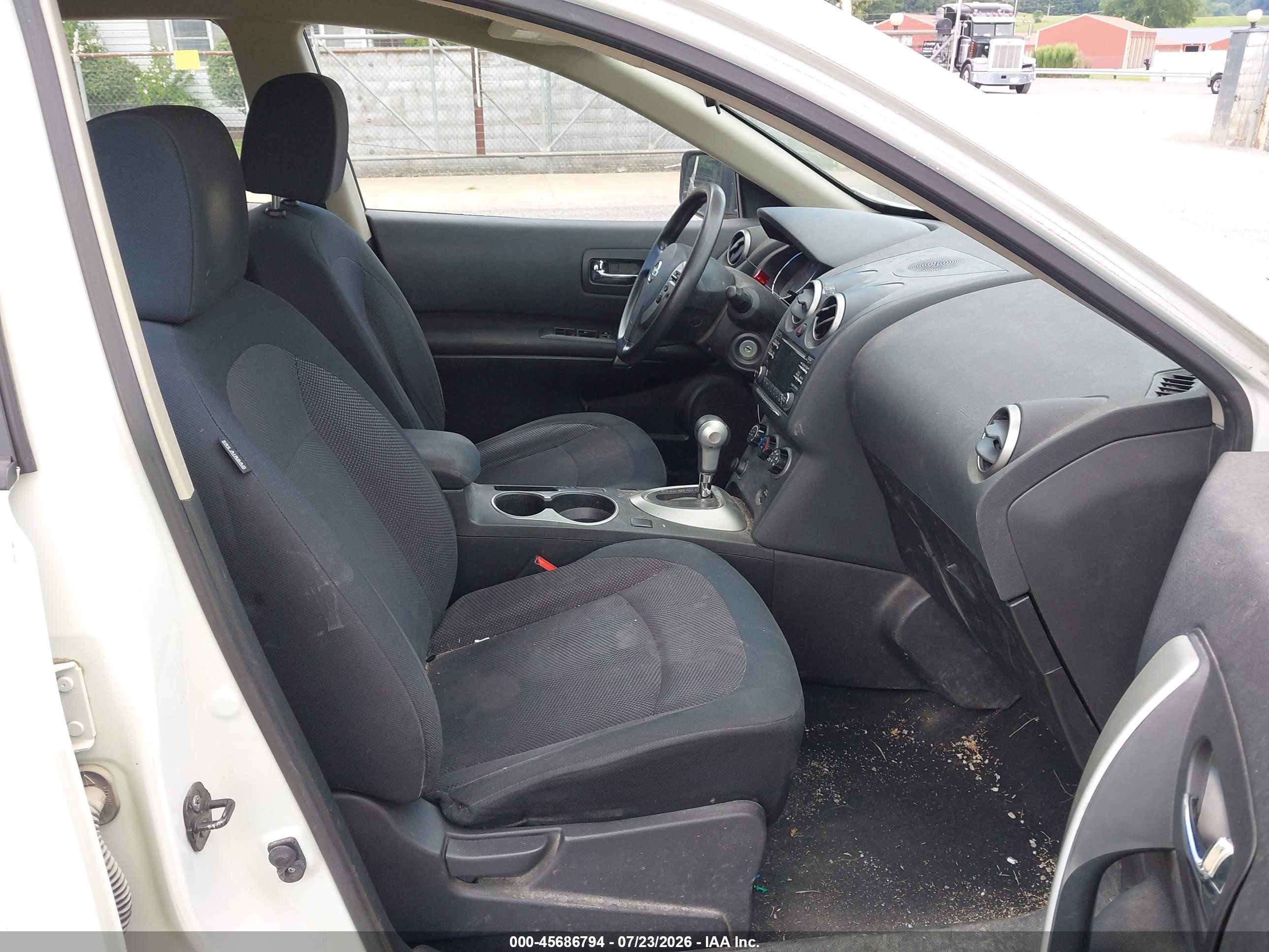 2014 Nissan Rogue Select S Белый vin: JN8AS5MV2EW721186