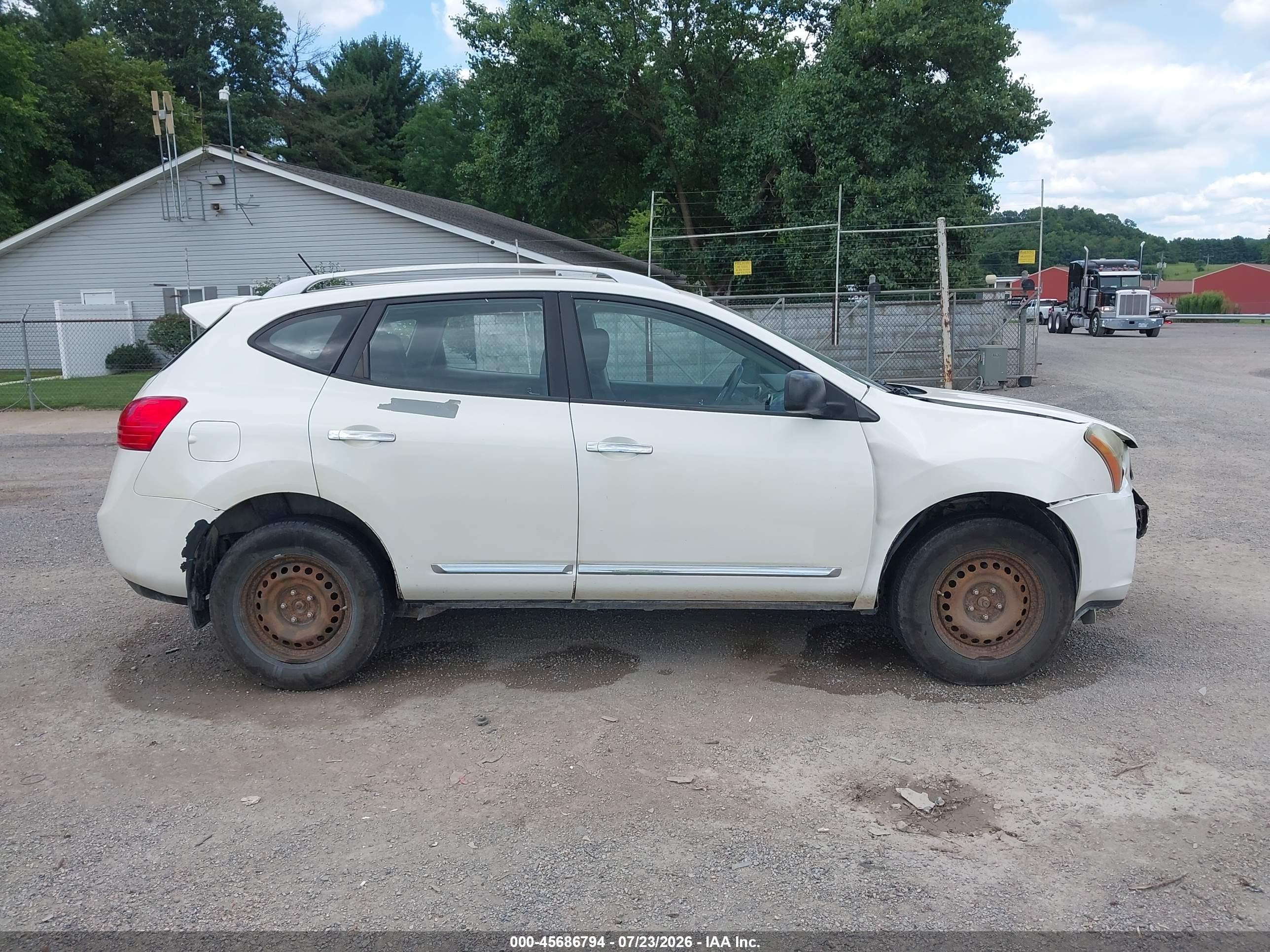 2014 Nissan Rogue Select S Белый vin: JN8AS5MV2EW721186