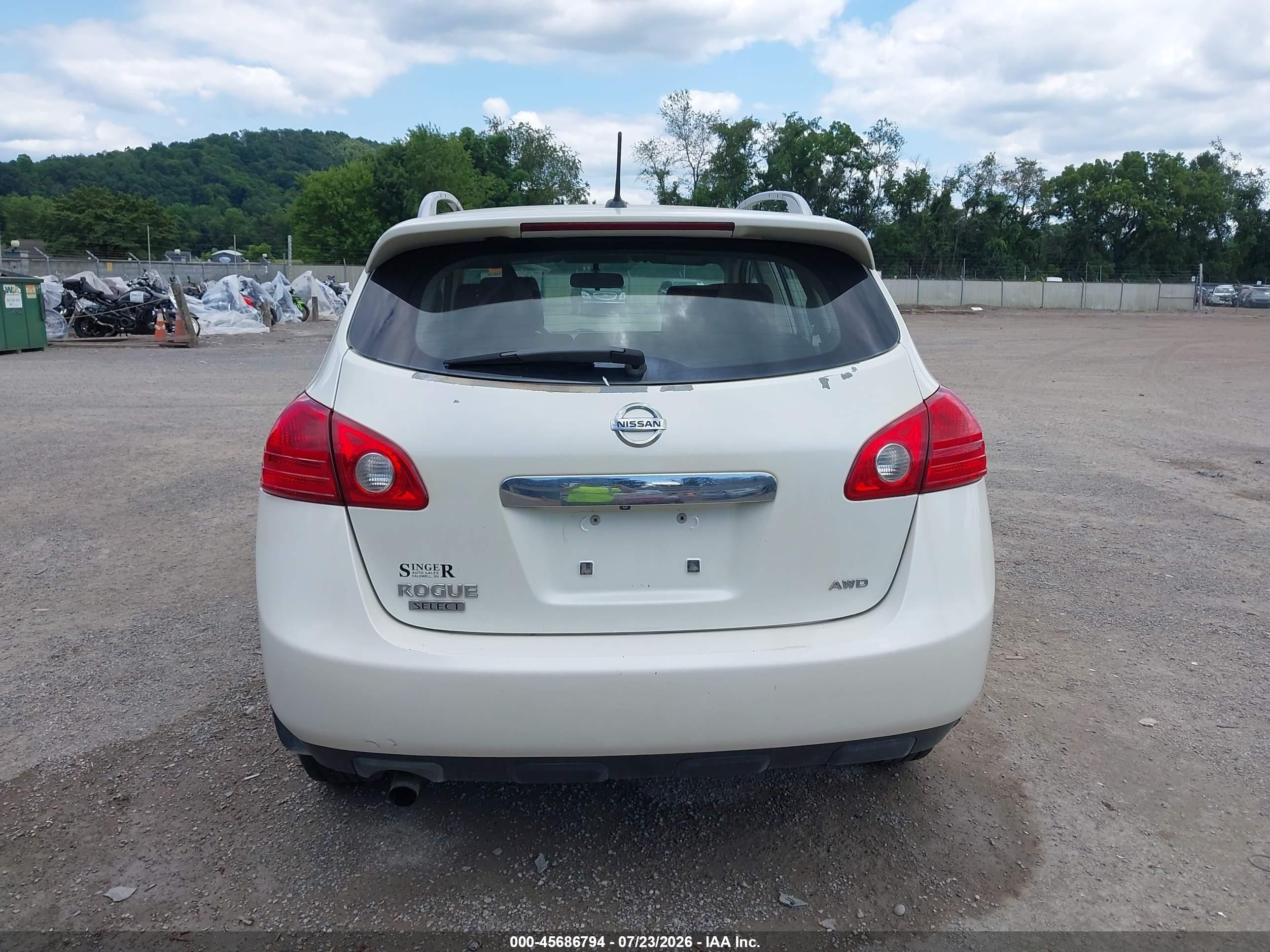 2014 Nissan Rogue Select S Белый vin: JN8AS5MV2EW721186