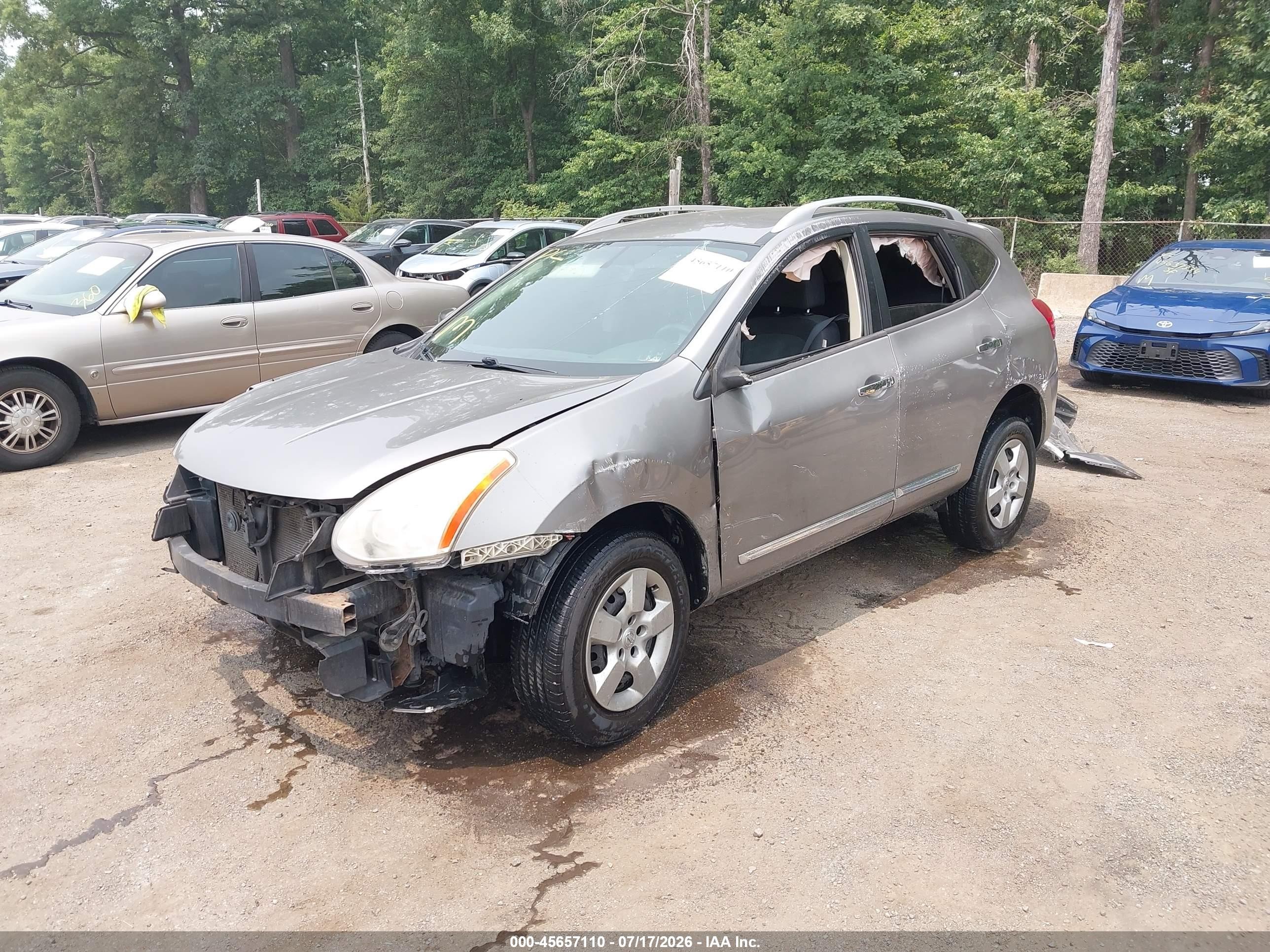 2015 Nissan Rogue Select S Gold vin: JN8AS5MV2FW256877