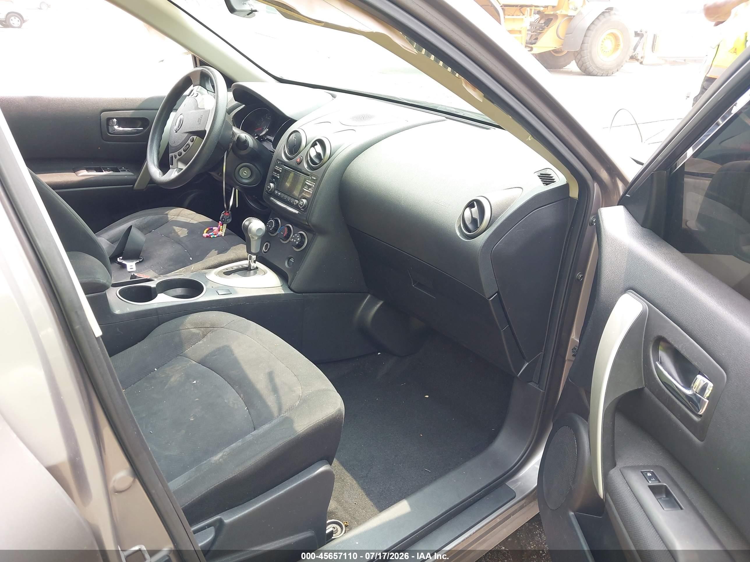 2015 Nissan Rogue Select S Gold vin: JN8AS5MV2FW256877