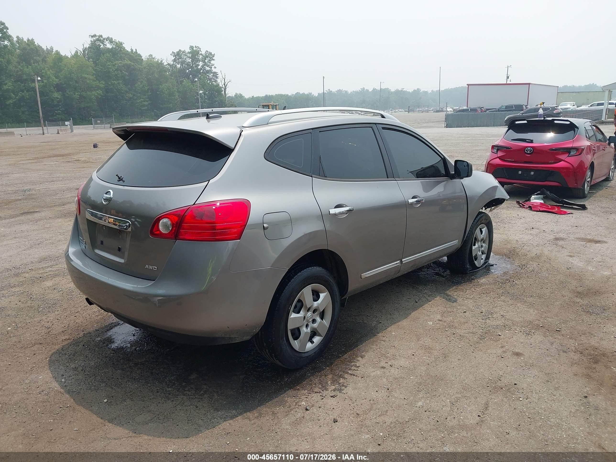 2015 Nissan Rogue Select S Gold vin: JN8AS5MV2FW256877