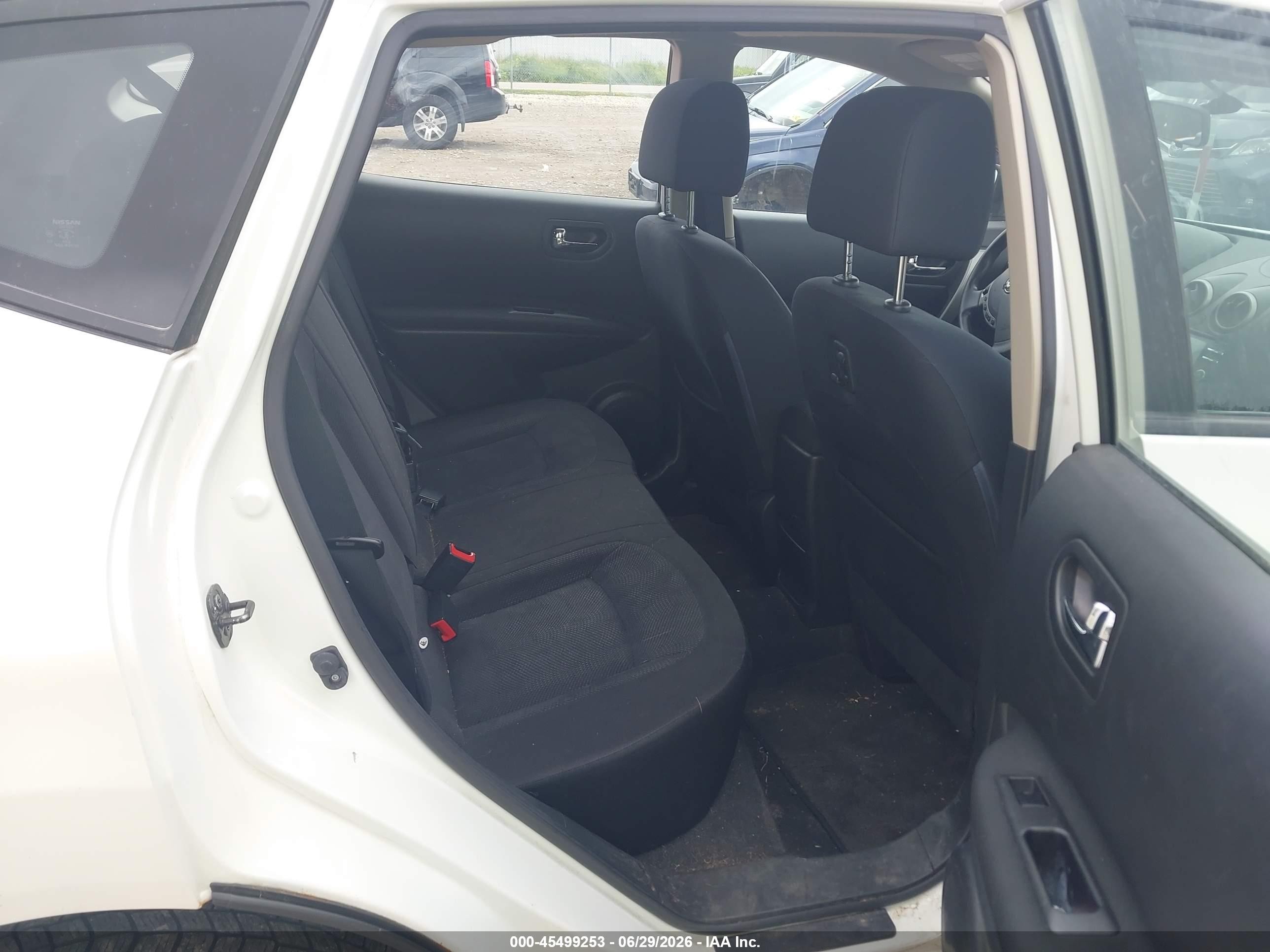 2015 Nissan Rogue Select S White vin: JN8AS5MV2FW259729