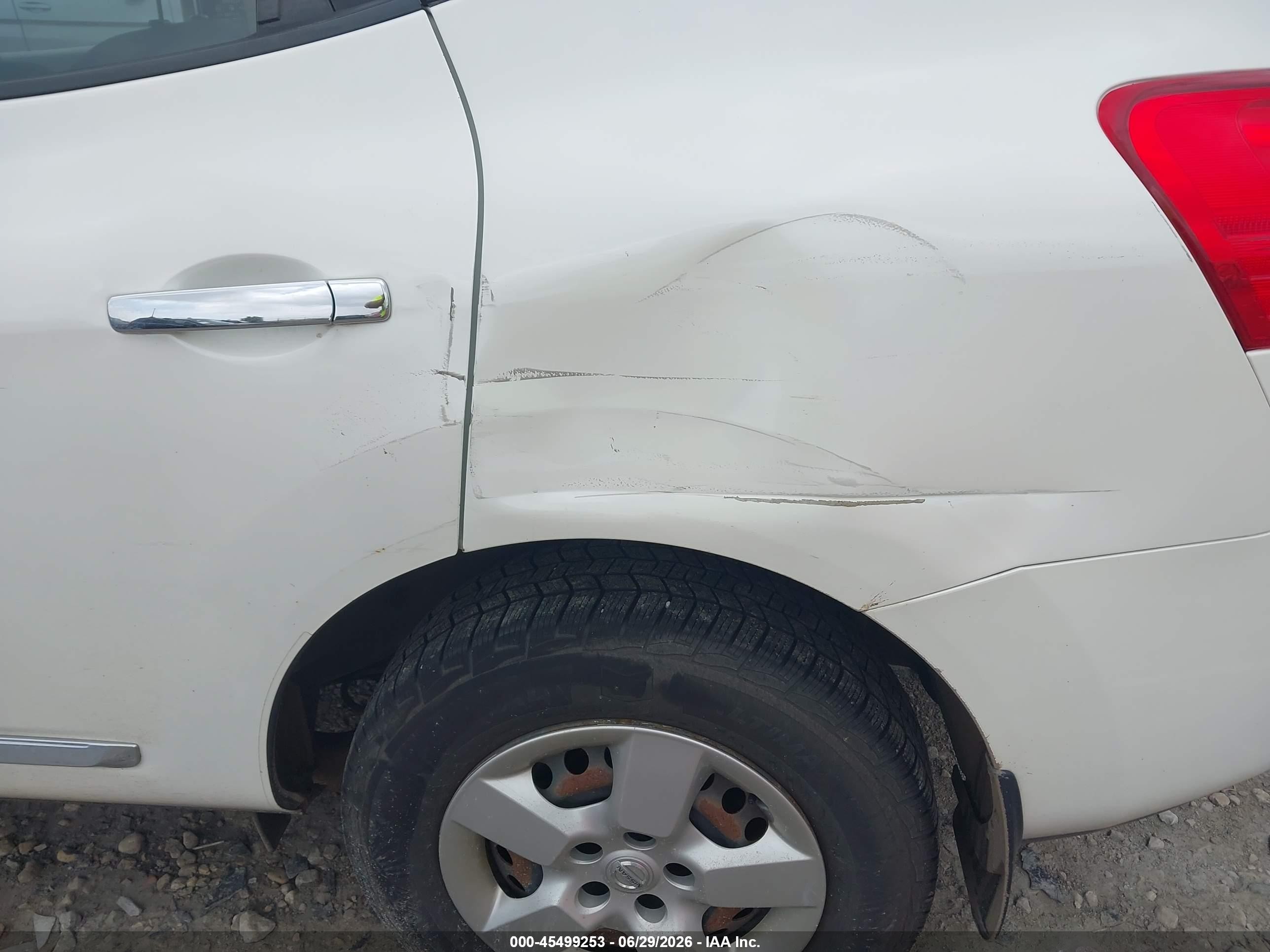 2015 Nissan Rogue Select S White vin: JN8AS5MV2FW259729