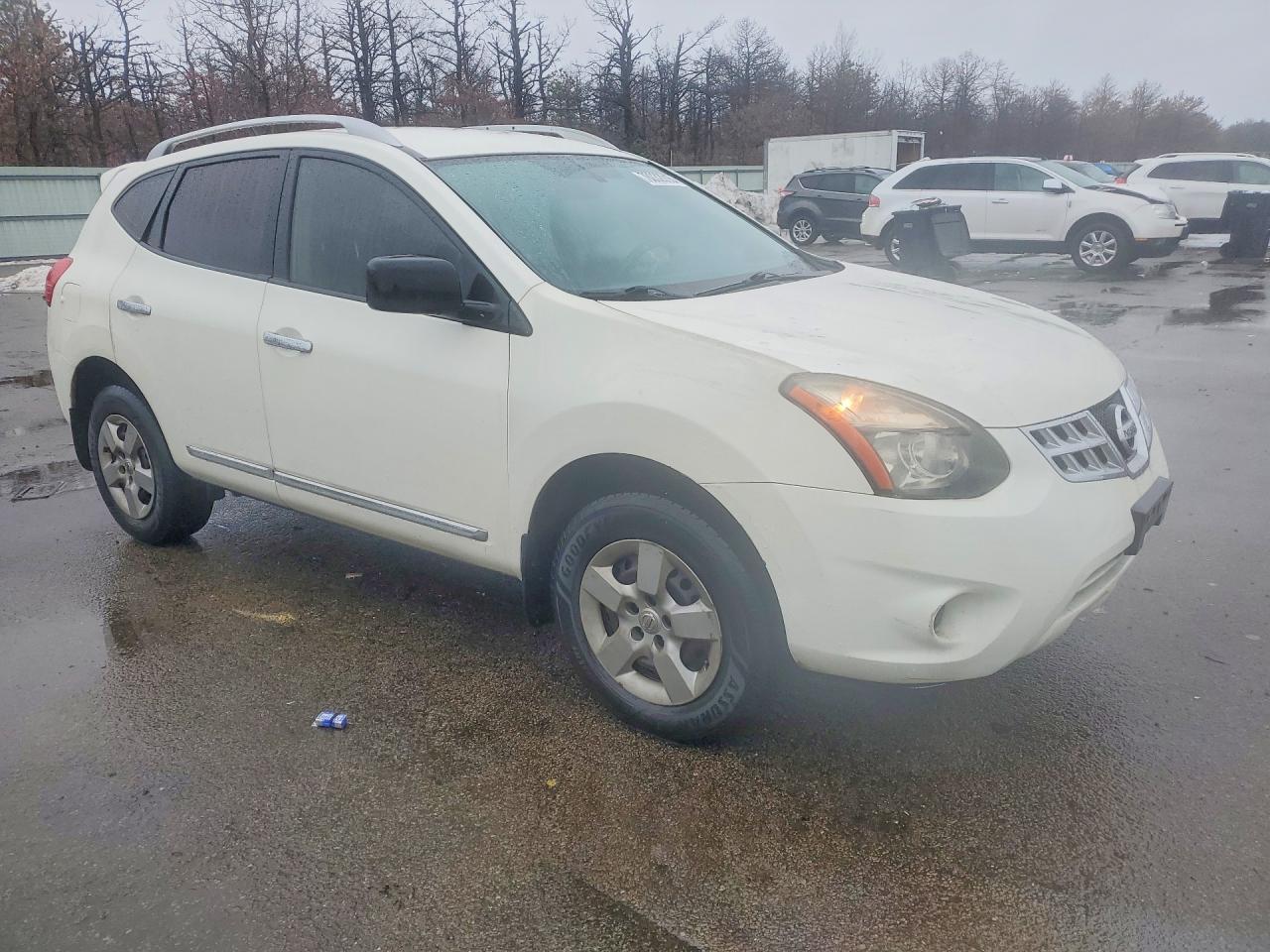 2015 Nissan Rogue White vin: JN8AS5MV2FW757459