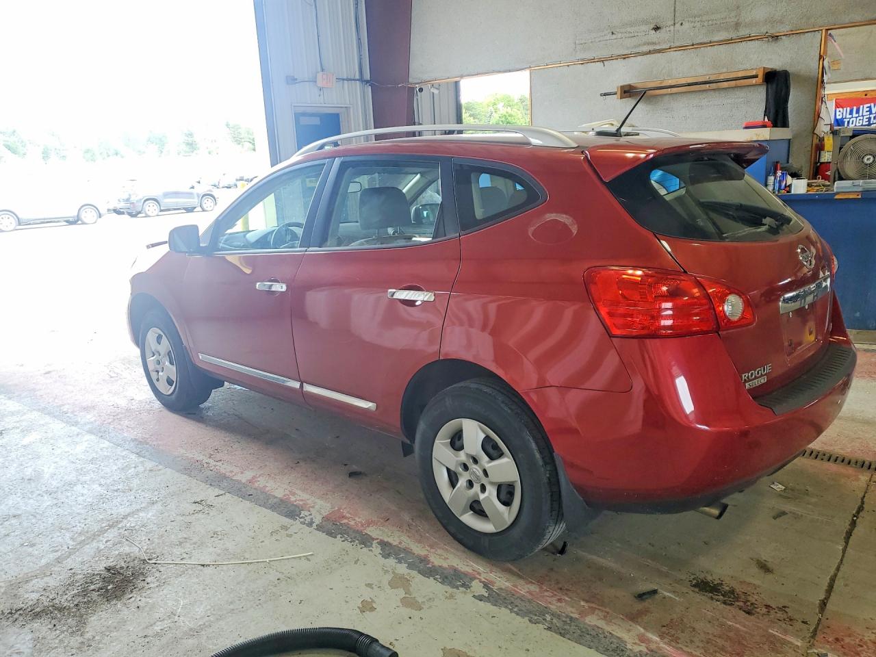 2015 Nissan Rogue Select S Бордовый vin: JN8AS5MV2FW761723