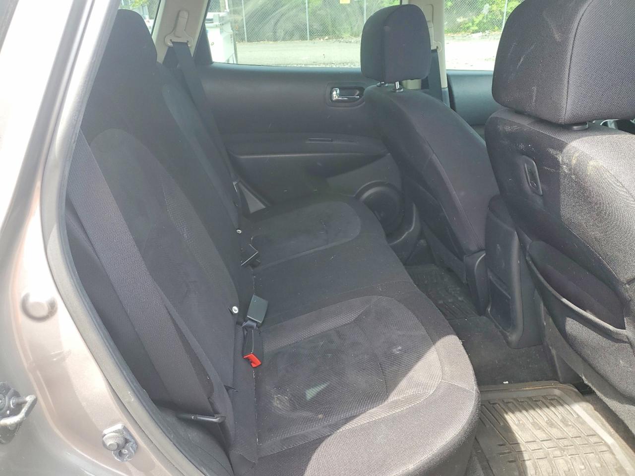 2015 Nissan Rogue Gray vin: JN8AS5MV2FW763164